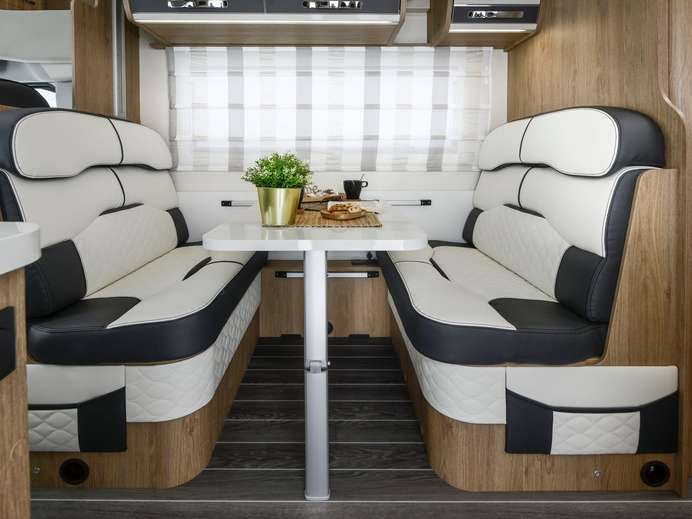 navigator 5 berth motorhome hire