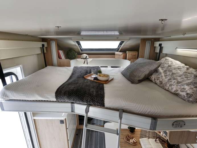 navigator 5 berth motorhome hire