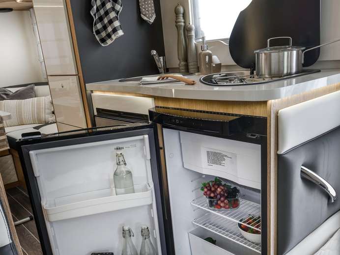 navigator 5 berth motorhome hire