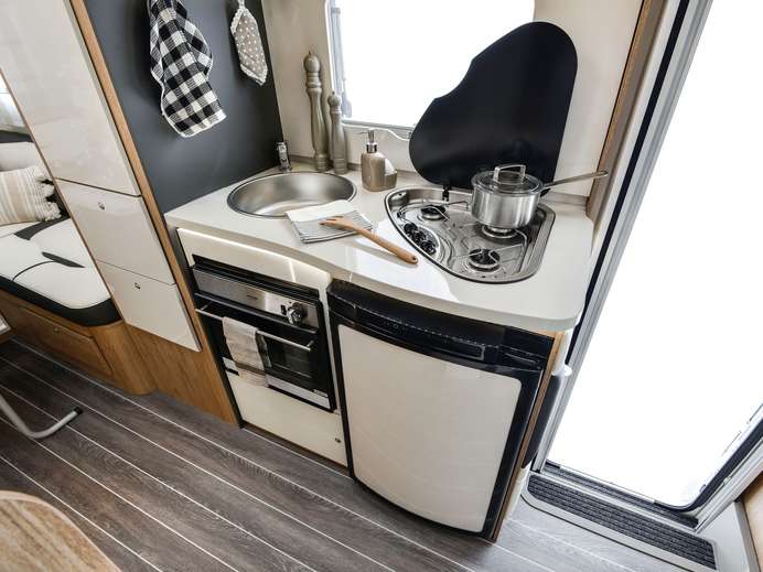 navigator 5 berth motorhome hire