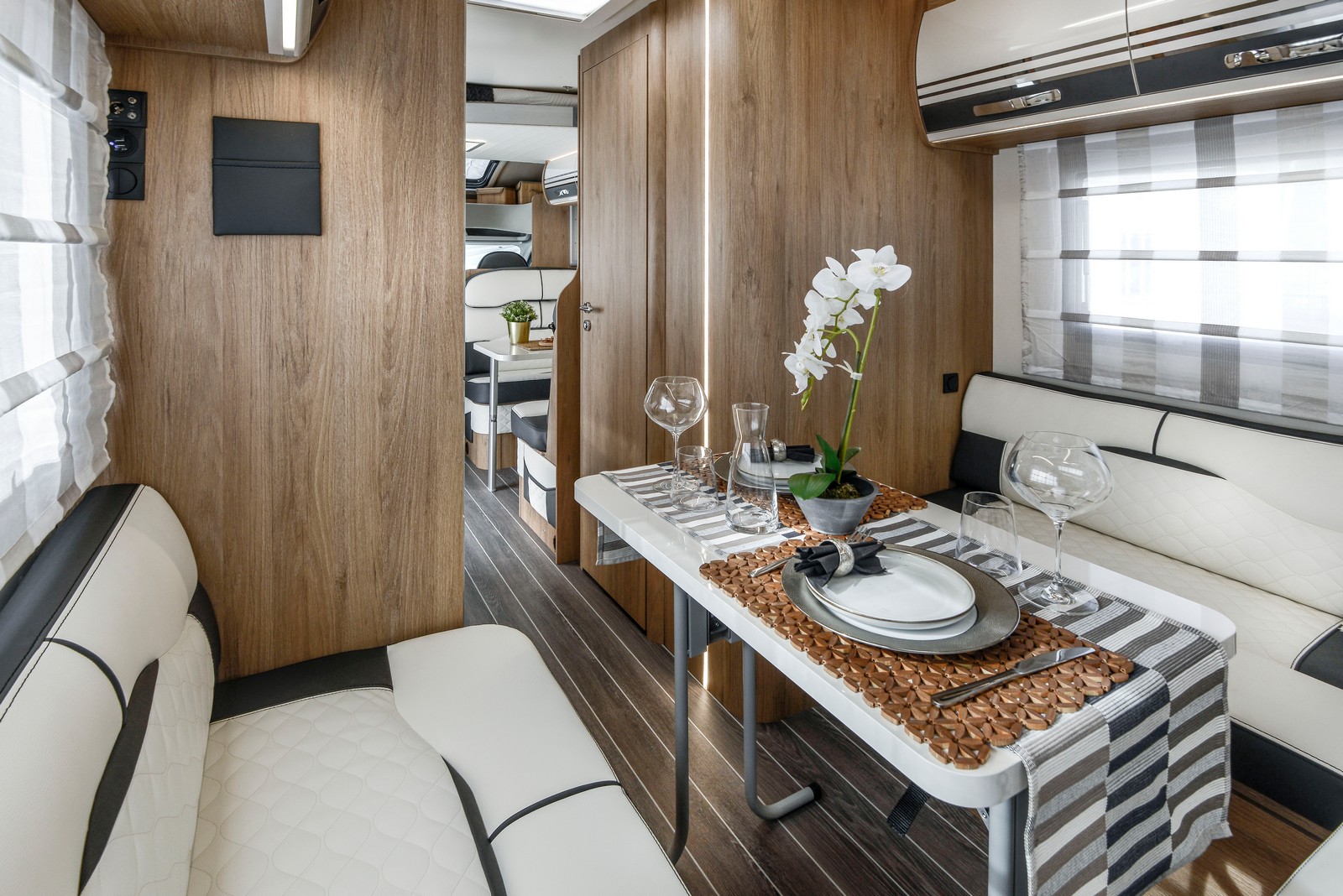 navigator 5 berth motorhome hire