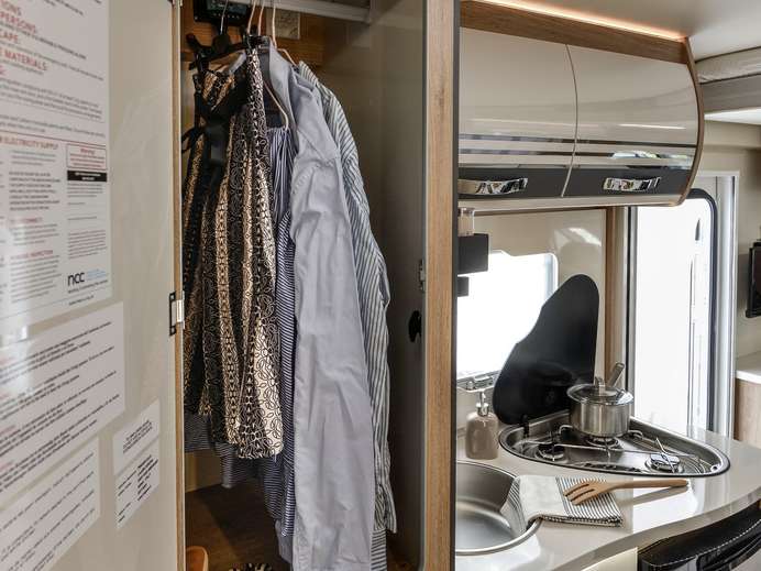 navigator 5 berth motorhome hire